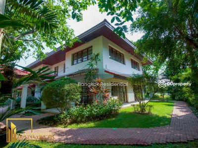 House in Compound, Bangkok, Thailand House in Compound, Bangkok, Thailand