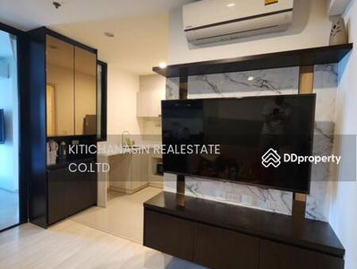 Life Asoke, Bangkok, Thailand Life Asoke, Bangkok, Thailand