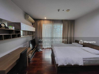 Circle Condominium, Bangkok, Thailand Circle Condominium, Bangkok, Thailand