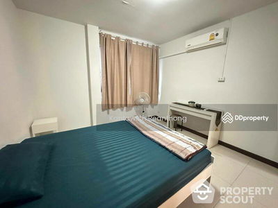 Spacious 3-Bedroom House, Bangkok, Thailand Spacious 3-Bedroom House, Bangkok, Thailand