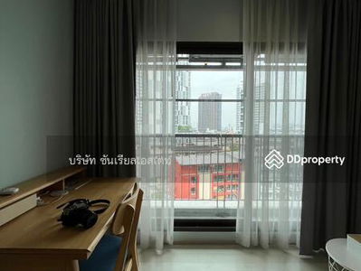 Life Sukhumvit 48, Bangkok, Thailand Life Sukhumvit 48, Bangkok, Thailand