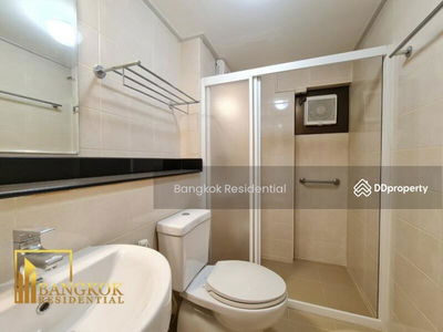 Thonglor Tower, Bangkok, Thailand Thonglor Tower, Bangkok, Thailand