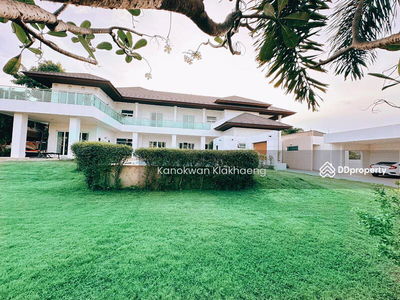 Windmill Village, Samut Prakan, Thailand Windmill Village, Samut Prakan, Thailand