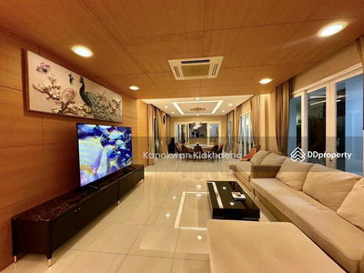 Windmill Village, Samut Prakan, Thailand Windmill Village, Samut Prakan, Thailand