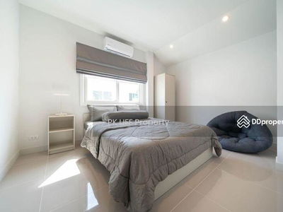 Gehäuse In Kathu, Thailand Gehäuse In Kathu, Thailand