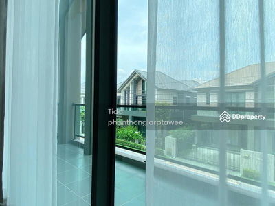 Bangkok Boulevard Rama 9, Bangkok, Thailand Bangkok Boulevard Rama 9, Bangkok, Thailand