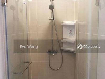 Park Origin Phrom Phong, Bangkok, Thailand Park Origin Phrom Phong, Bangkok, Thailand