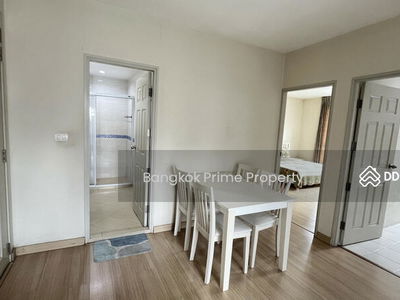 Life @ Sathorn 10, Bangkok, Thailand Life @ Sathorn 10, Bangkok, Thailand