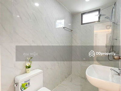 Gehäuse In Chiang Mai, Thailand Gehäuse In Chiang Mai, Thailand