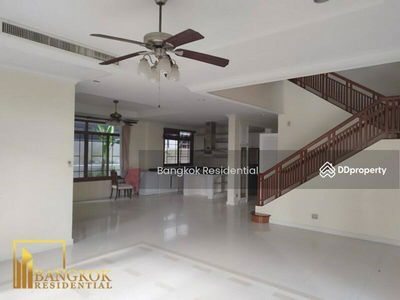 Narasiri Pattanakarn - 5 Bedroom House in Pattanakarn 54, Bangkok, Thailand Narasiri Pattanakarn - 5 Bedroom House in Pattanakarn 54, Bangkok, Thailand