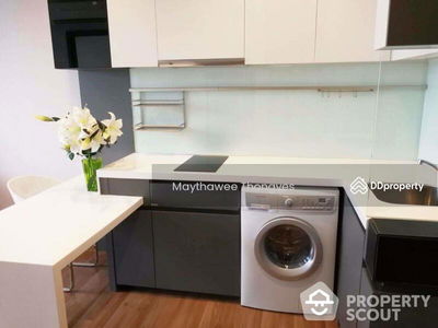 Ivy Ampio, Bangkok, Thailand Ivy Ampio, Bangkok, Thailand