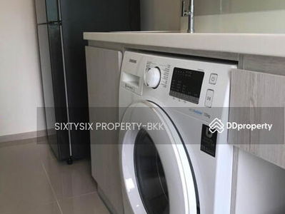 Life Asoke, Bangkok, Thailand Life Asoke, Bangkok, Thailand