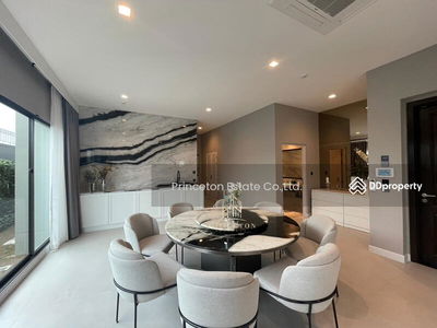 Grand Bangkok Boulevard Krungthepkritha, Bangkok, Thailand Grand Bangkok Boulevard Krungthepkritha, Bangkok, Thailand