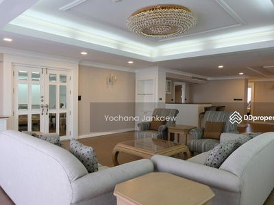 Oriental Towers, Bangkok, Thailand Oriental Towers, Bangkok, Thailand