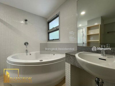 House in Compound, Bangkok, Thailand House in Compound, Bangkok, Thailand