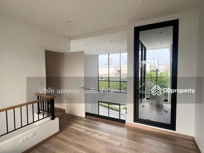 3 Bedrooms Townhouse for rent and sale in Sathorn, Bangkok 34102, Bangkok, Thailand 3 Bedrooms Townhouse for rent and sale in Sathorn, Bangkok 34102, Bangkok, Thailand