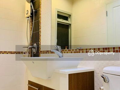 Life Bangkok Boulevard Ratchaphruek – charan, Bangkok, Thailand Life Bangkok Boulevard Ratchaphruek – charan, Bangkok, Thailand