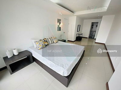 Waterford Sukhumvit 50 condominium, Bangkok, Thailand Waterford Sukhumvit 50 condominium, Bangkok, Thailand