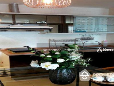 Modern Home Tower, Bangkok, Thailand Modern Home Tower, Bangkok, Thailand