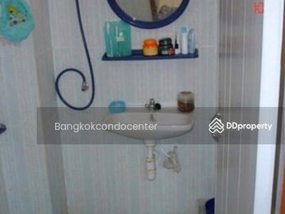 Pornpiya Apartment Lat Phrao 62 Yellow Line BTS Chokchai Si, Bangkok, Thailand Pornpiya Apartment Lat Phrao 62 Yellow Line BTS Chokchai Si, Bangkok, Thailand