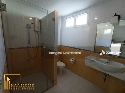 House in Compound, Samut Prakan, Thailand House in Compound, Samut Prakan, Thailand