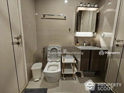 The Line Phahon-Pradipat, Bangkok, Thailand The Line Phahon-Pradipat, Bangkok, Thailand