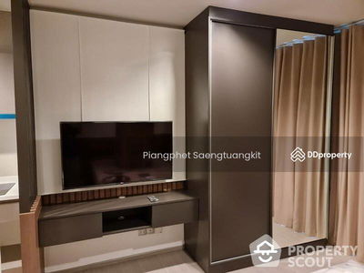 Life Asoke-Rama 9, Bangkok, Thailand Life Asoke-Rama 9, Bangkok, Thailand