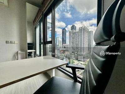 Life Asoke-Rama 9, Bangkok, Thailand Life Asoke-Rama 9, Bangkok, Thailand