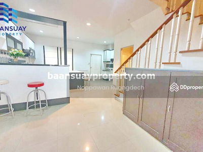 3-story townhome for rent, Rama 3 Road, near Industrial Ring Bridge, Bangkok, Thailand 3-story townhome for rent, Rama 3 Road, near Industrial Ring Bridge, Bangkok, Thailand