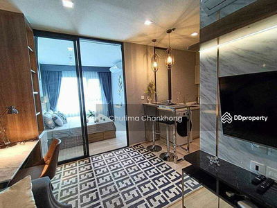 Life One Wireless, Bangkok, Thailand Life One Wireless, Bangkok, Thailand