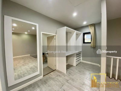 House in Compound, Bangkok, Thailand House in Compound, Bangkok, Thailand