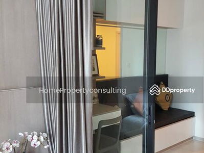 Life Asoke, Bangkok, Thailand Life Asoke, Bangkok, Thailand