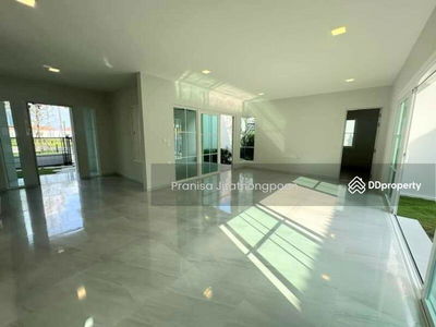 Villaggio 3 Srinakarin-Bangna, Samut Prakan, Thailand Villaggio 3 Srinakarin-Bangna, Samut Prakan, Thailand