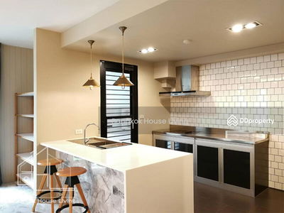 Lily House Mansion, Bangkok, Thailand Lily House Mansion, Bangkok, Thailand