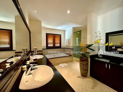 Maan Tawan Villa, Phuket, Thailand Maan Tawan Villa, Phuket, Thailand