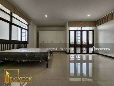 3 Bedroom Townhouse in Sukhumvit 71, Phra Khanong, Bangkok, Thailand 3 Bedroom Townhouse in Sukhumvit 71, Phra Khanong, Bangkok, Thailand