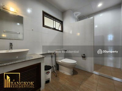 3 Bedroom Townhouse in Sukhumvit 71, Phra Khanong, Bangkok, Thailand 3 Bedroom Townhouse in Sukhumvit 71, Phra Khanong, Bangkok, Thailand