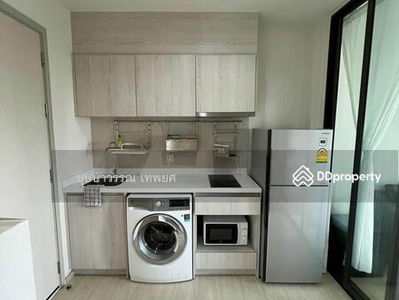 Life Sukhumvit 48, Bangkok, Thailand Life Sukhumvit 48, Bangkok, Thailand