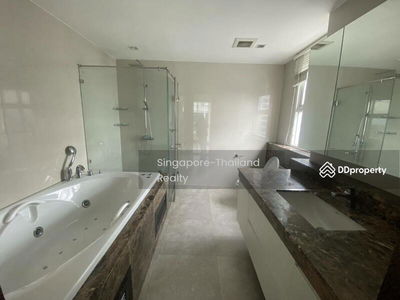 Ideal 24, Bangkok, Thailand Ideal 24, Bangkok, Thailand