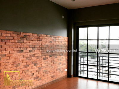 5 Bed House in Sukhumvit 36, Thonglor, Bangkok, Thailand 5 Bed House in Sukhumvit 36, Thonglor, Bangkok, Thailand