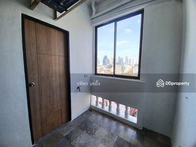 Merlin Tower Condominium, Bangkok, Thailand Merlin Tower Condominium, Bangkok, Thailand