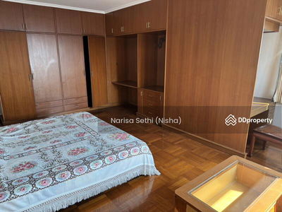 Sathorn Gardens, Bangkok, Thailand Sathorn Gardens, Bangkok, Thailand