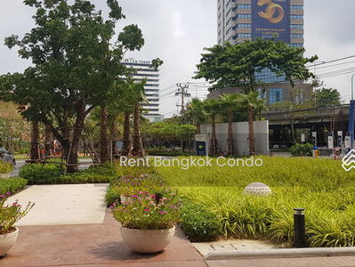 Supalai Lite Ratchada-Narathiwas-Sathorn, Bangkok, Thailand Supalai Lite Ratchada-Narathiwas-Sathorn, Bangkok, Thailand