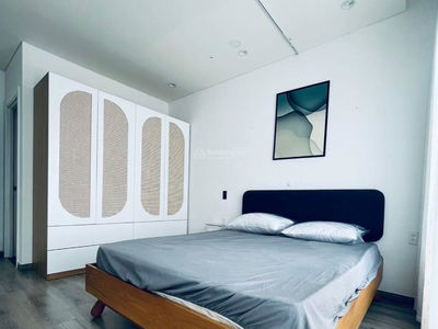 The Monarchy, Vietnam  The Monarchy, Vietnam