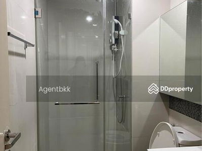 Condolette Light Convent, Bangkok, Thailand Condolette Light Convent, Bangkok, Thailand