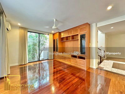 Detached House, Bangkok, Thailand Detached House, Bangkok, Thailand