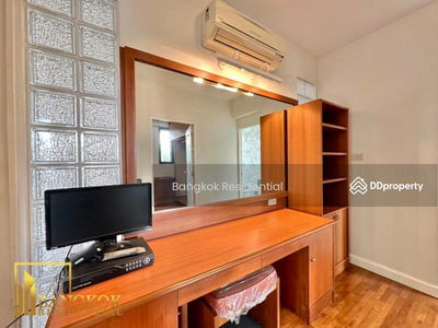 Detached House, Bangkok, Thailand Detached House, Bangkok, Thailand