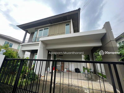 Chaiyaphruek Village, Sai 5, Nakhon Pathom, Thailand Chaiyaphruek Village, Sai 5, Nakhon Pathom, Thailand