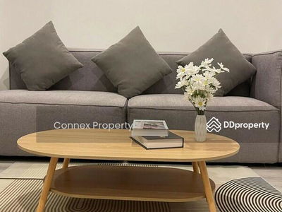 Elio Sathorn-Wutthakat, Bangkok, Thailand Elio Sathorn-Wutthakat, Bangkok, Thailand