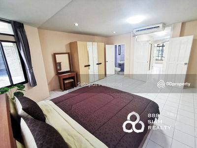 Moo Baan Chicha Castle, Bangkok, Thailand Moo Baan Chicha Castle, Bangkok, Thailand